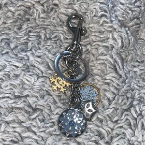 Coach Winter ❄️ Snowflake Keychain Bagcharm